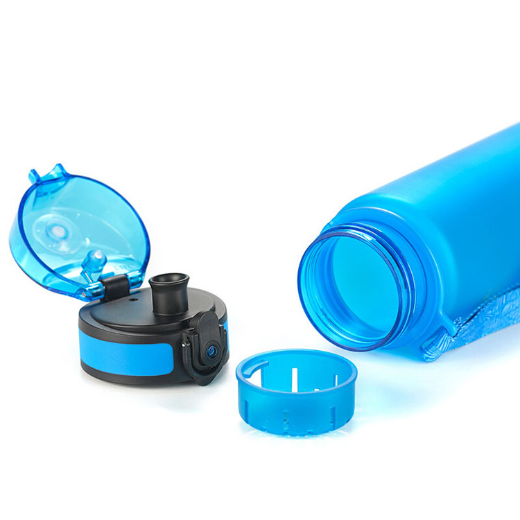 BPA Free Leak Proof Portable Rope Plastic Sports Water Bottle 
